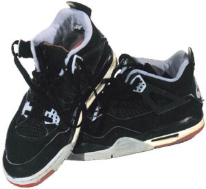 Air Jordan 4 basketball shoe, black with gray trim