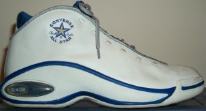 Converse All Star "Hall of Fame": white shoe with blue trim