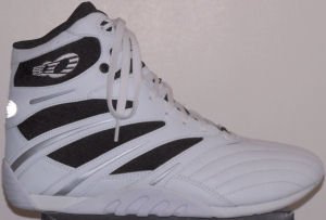 Otomix "Extreme Pro Trainer" - white with silver and black trim