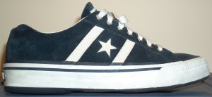 Converse Premium All Star in dark blue with an Achilles tendon notch