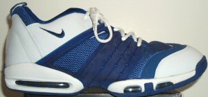 Nike Air Max So Good womens' basketball shoe: predominantly blue with white trim