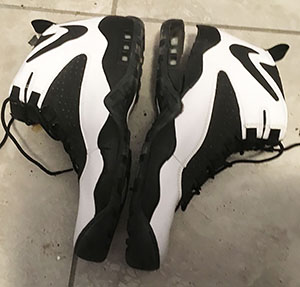 Nike shoes that fell apart